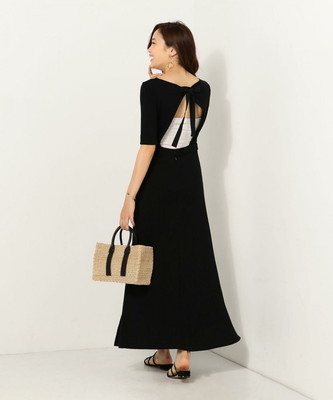 バック開きワンピース